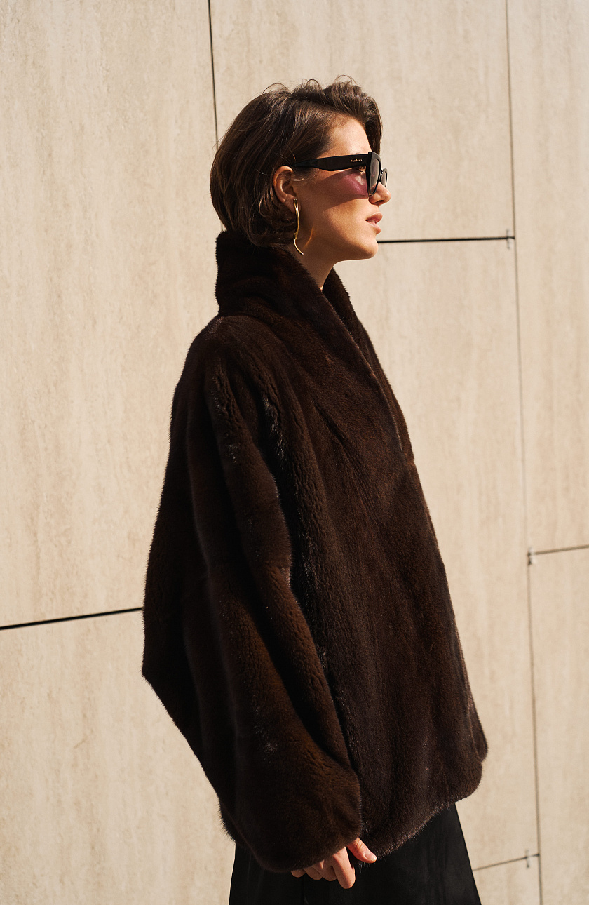 Укороченная шуба из меха норки